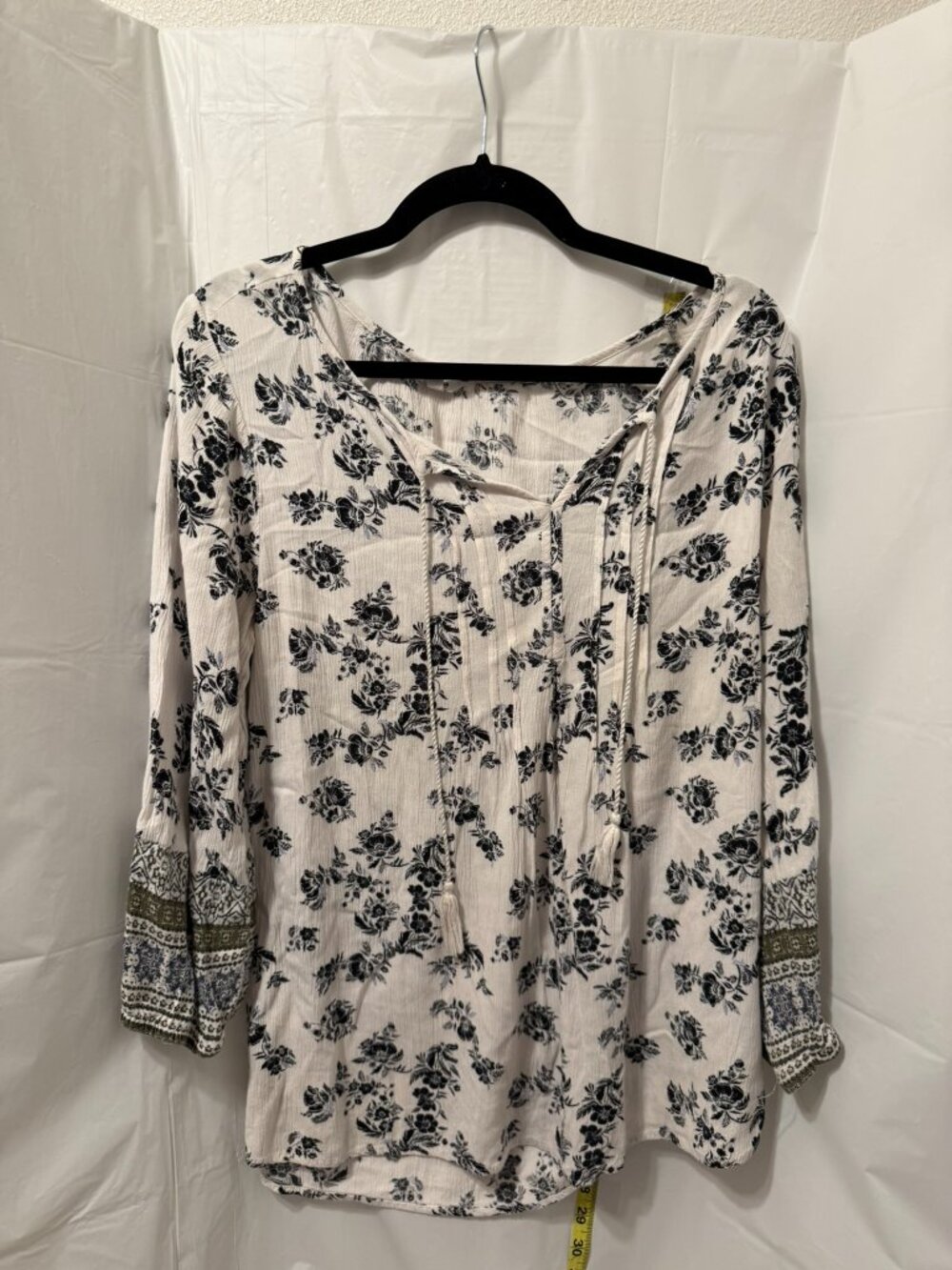 Sonoma Cream Blue Floral Tassel Peasant Top L